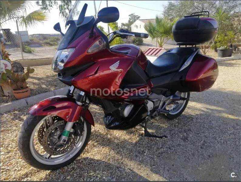 Honda NT 700 V Deauville – Vista 2