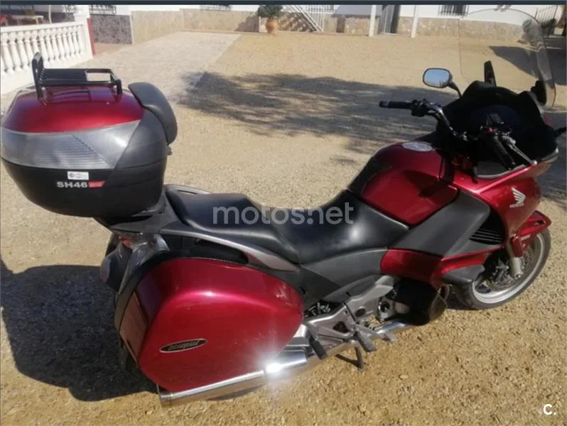 Honda NT 700 V Deauville – Vista 3