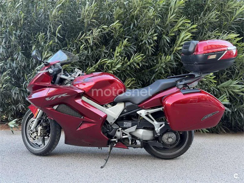 Honda VFR 800 FI ABS – Vista 2