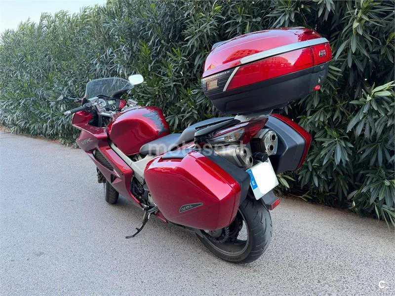 Honda VFR 800 FI ABS – Vista 4