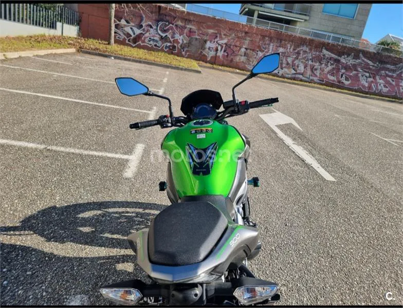 Kawasaki Z 900 – Vista 4
