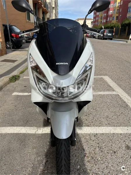Honda PCX 125 – Vista 6