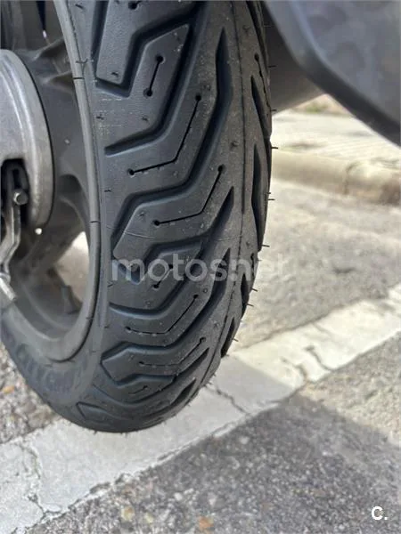 Honda PCX 125 – Vista 8