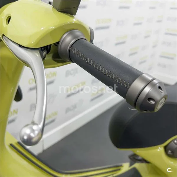 Vespa 946 10º Aniversario – Vista 18