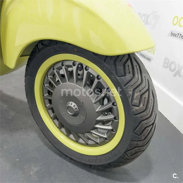 Vespa 946 10º Aniversario – Vista 27