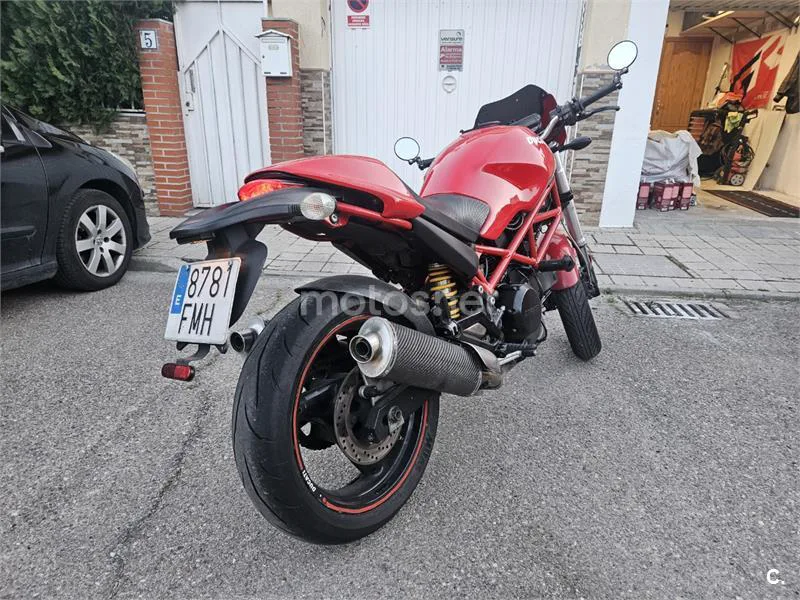 Ducati Monster 695 – Vista 4