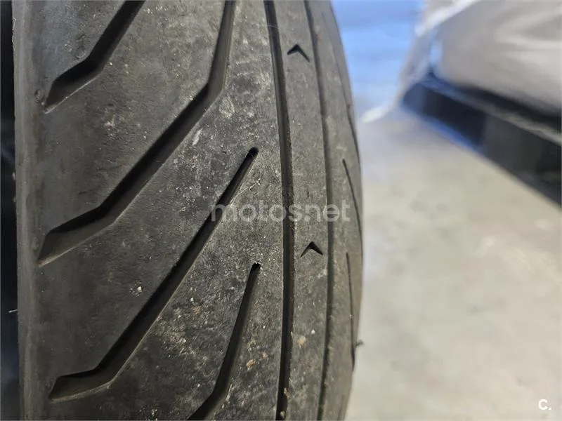 Ducati Monster 695 – Vista 6