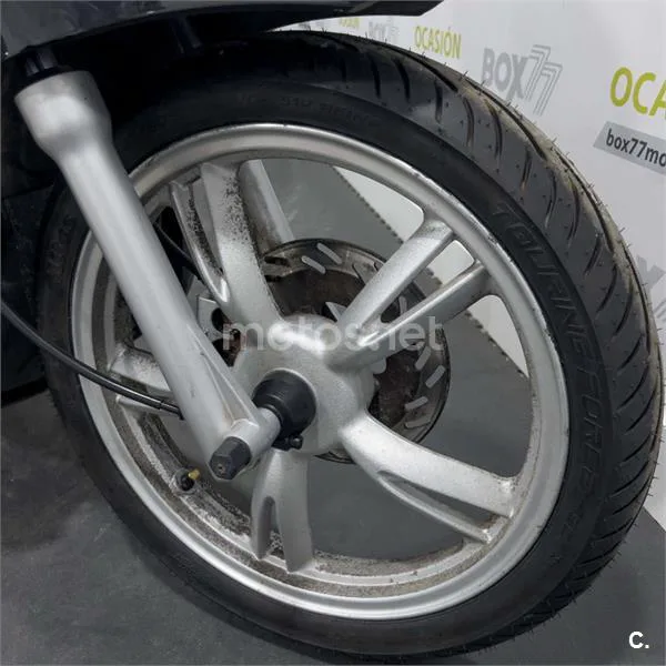 Peugeot Tweet 125 – Vista 15