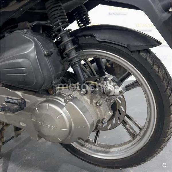 Peugeot Tweet 125 – Vista 8