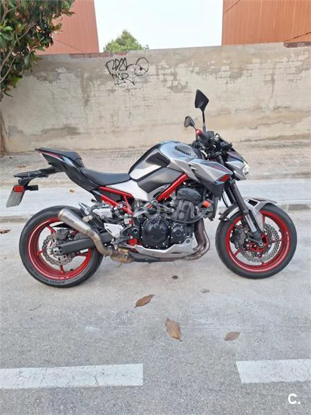 Kawasaki Z900RS – Vista 8