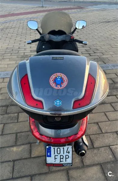 Piaggio X8 STREET 250 – Vista 5