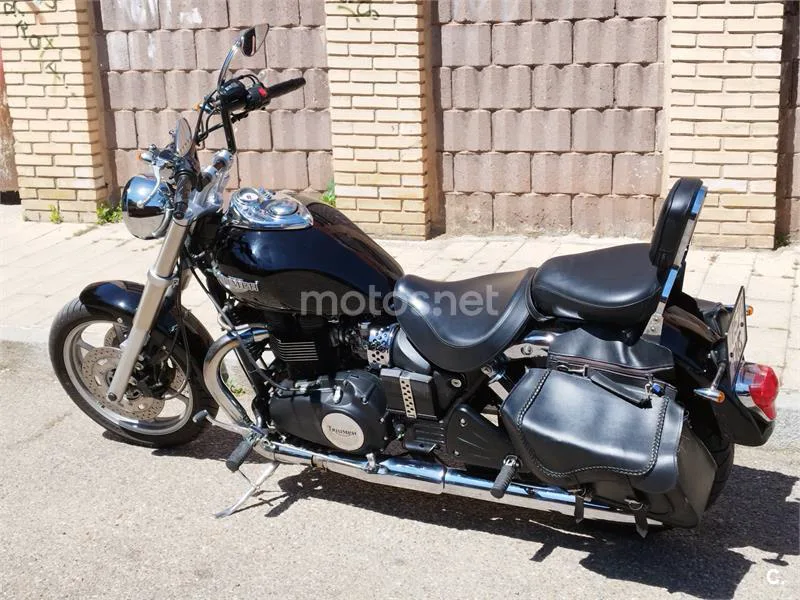 Triumph Speedmaster 800 4000 € 2005 Valladolid - 7