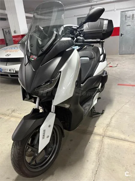 Yamaha XMAX 300 – Vista 3