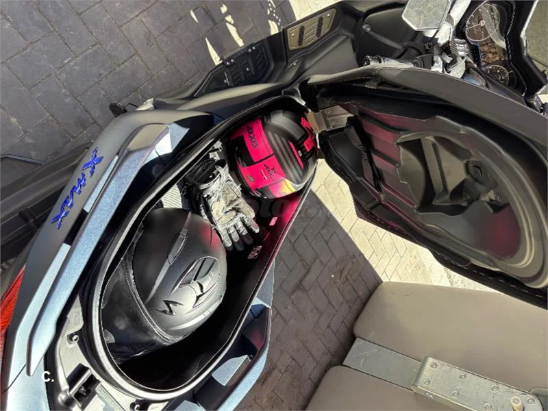 Yamaha XMAX 125 – Vista 4