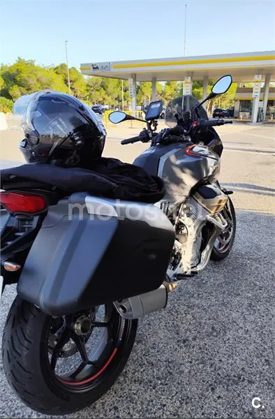 Moto Guzzi V100 Mandello – Vista 3