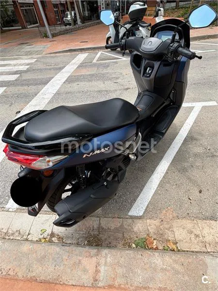 Yamaha NMAX – Vista 4