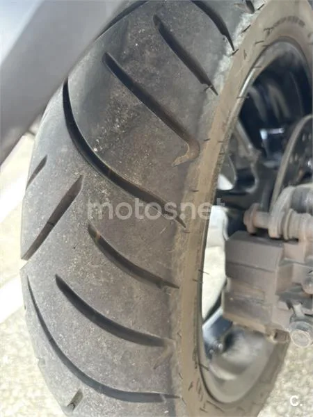 Yamaha NMAX – Vista 6