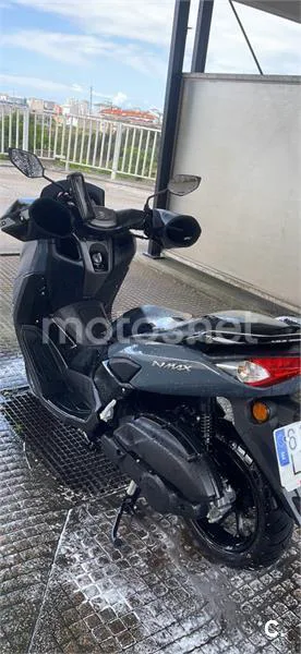 Yamaha NMAX – Vista 6