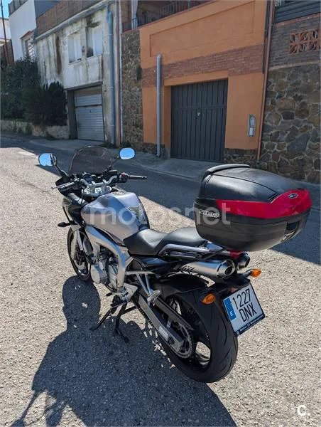 Yamaha FZ6 S – Vista 4