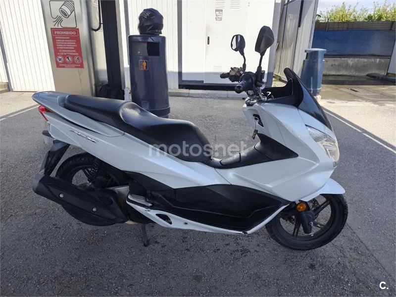 Honda PCX 125 – Vista 6