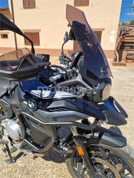 BMW F 750 – Vista 14