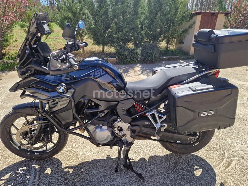 BMW F 750 – Vista 4