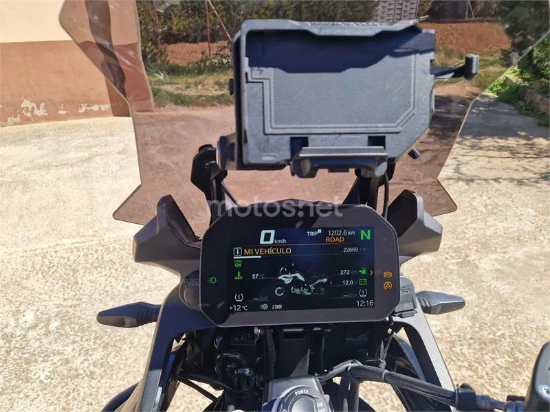 BMW F 750 – Vista 9