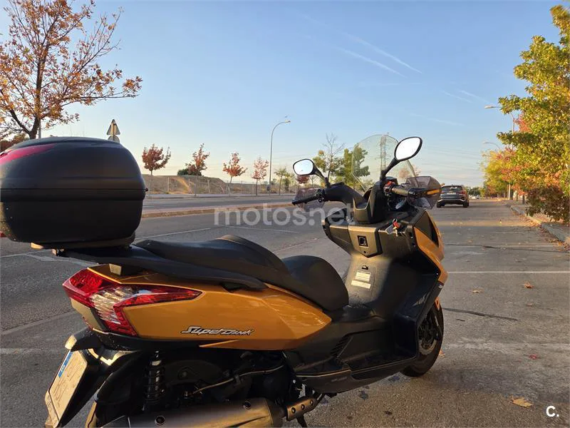 Kymco Super Dink 300I ABS – Vista 2