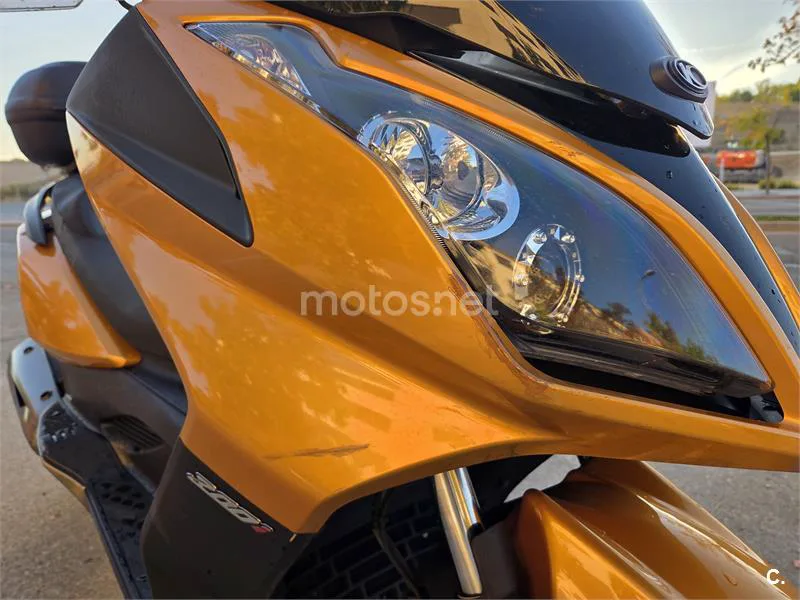 Kymco Super Dink 300I ABS – Vista 5