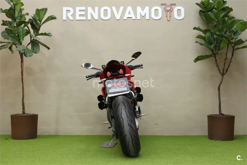 Ducati Streetfighter V4 – Vista 3