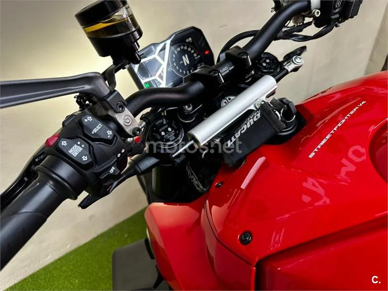 Ducati Streetfighter V4 – Vista 8
