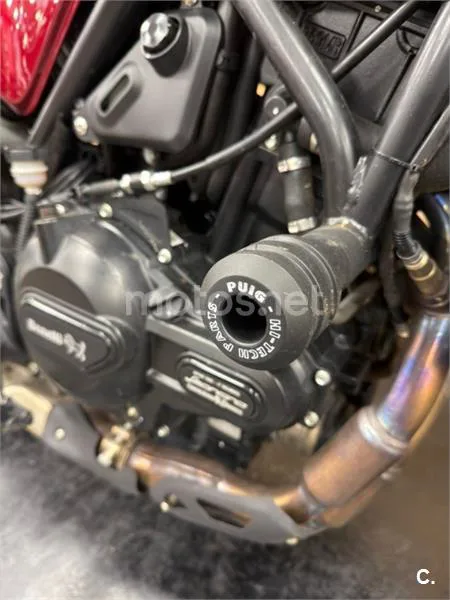 Benelli Leoncino 500 – Vista 11