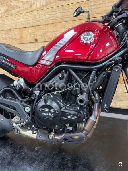 Benelli Leoncino 500 – Vista 12