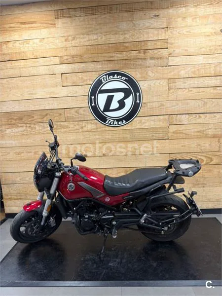 Benelli Leoncino 500 – Vista 30