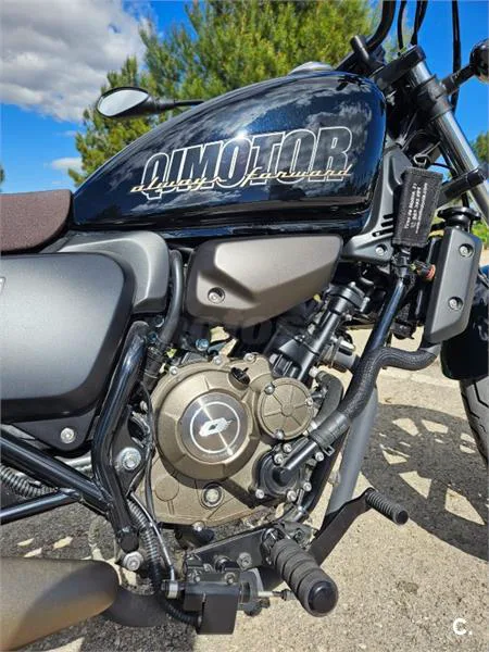 QJ Motor SRV 125 – Vista 3