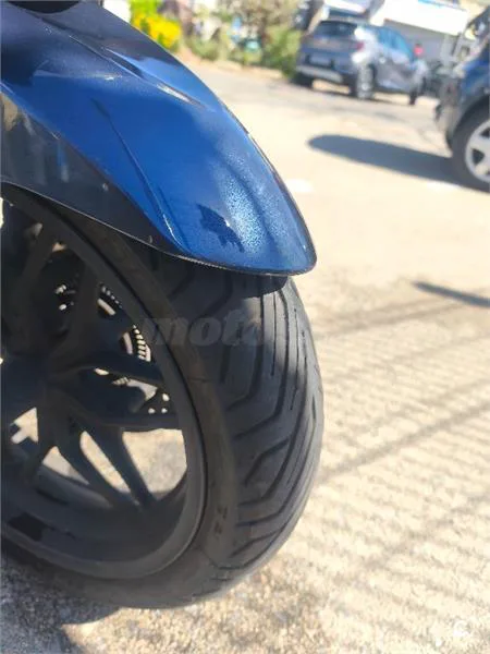 Honda Forza – Vista 3