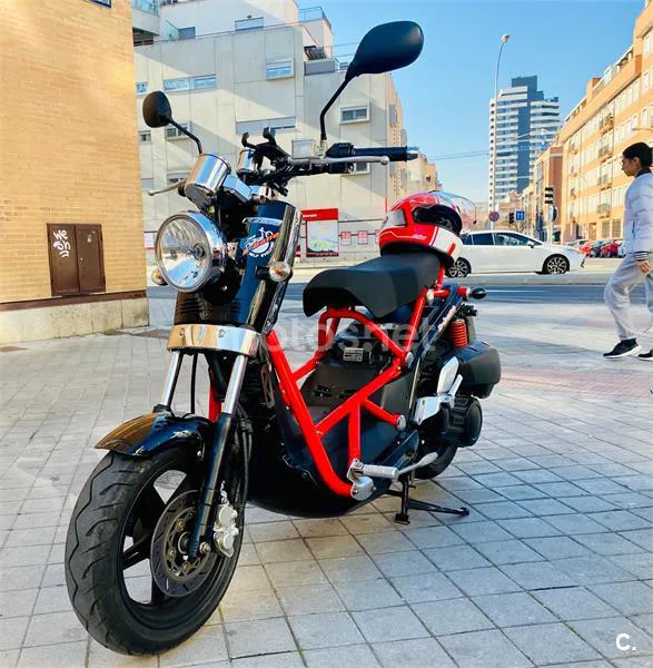 Daelim B-Bone 125 FI – Vista 4