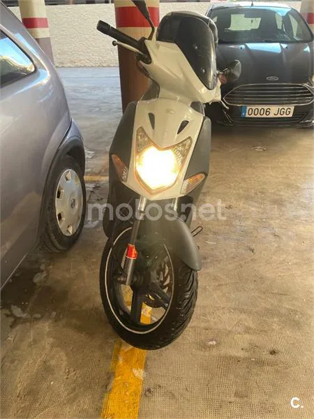 Kymco Agility City 125 – Vista 13