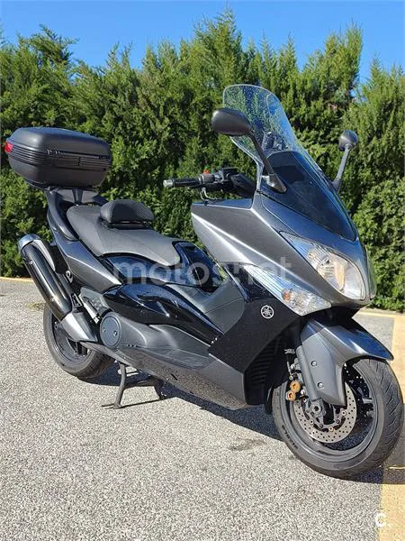Yamaha TMAX 500 – Vista 17