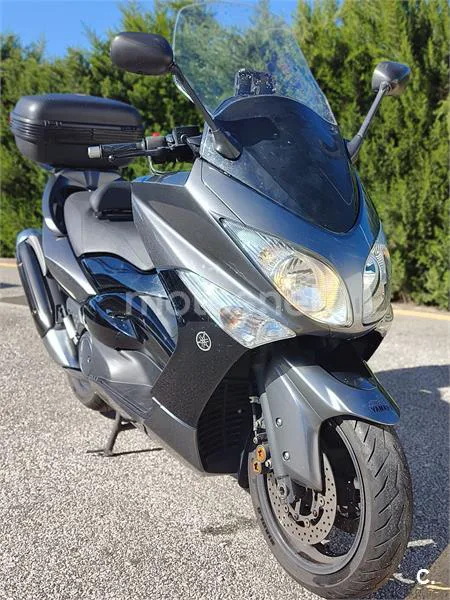 Yamaha TMAX 500 – Vista 18