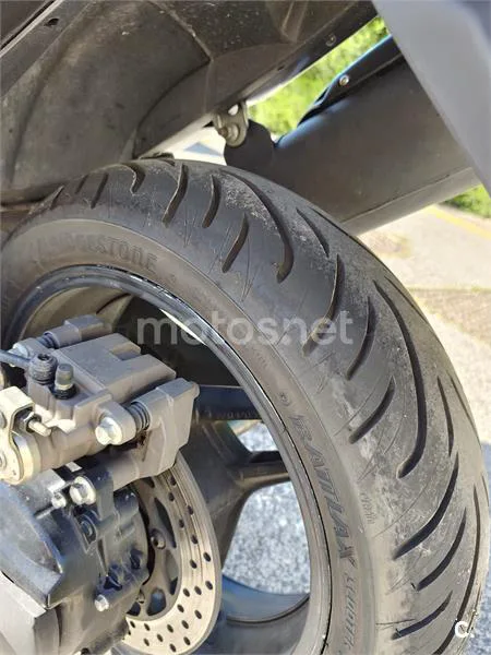 Yamaha TMAX 500 – Vista 20