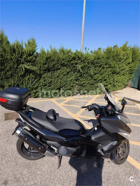 Yamaha TMAX 500 – Vista 9