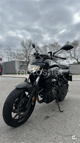 Yamaha MT-07 – Vista 3