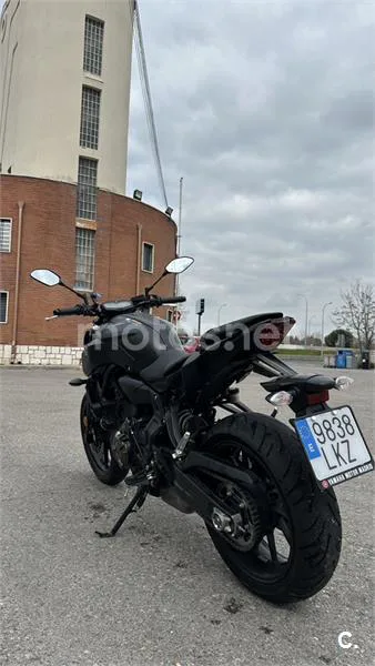 Yamaha MT-07 – Vista 4