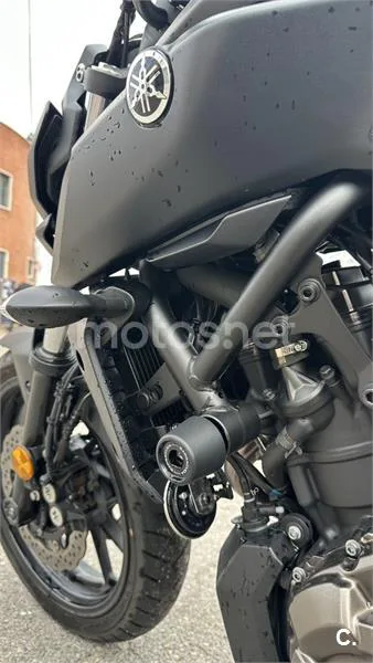 Yamaha MT-07 – Vista 7