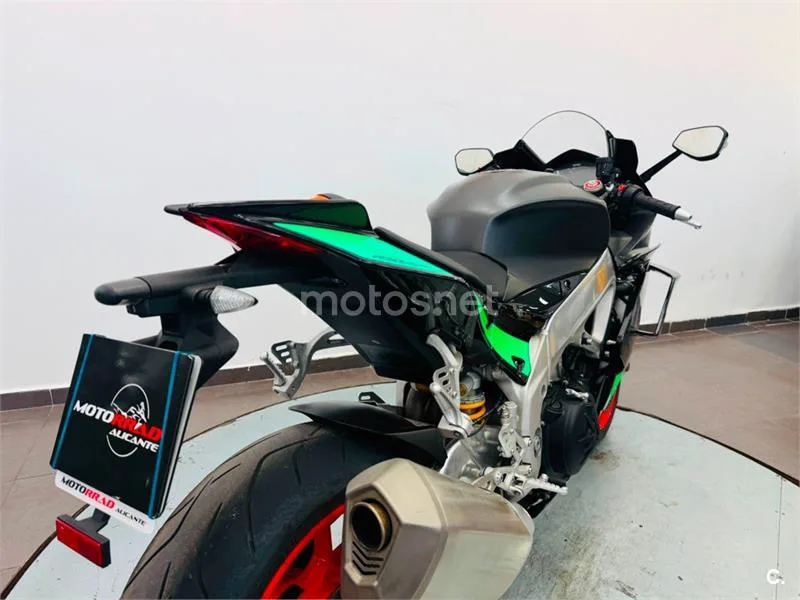 Aprilia RSV4 – Vista 6