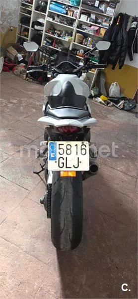 Honda CB 1000R – Vista 4