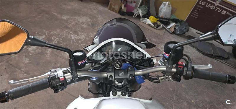 Honda CB 1000R – Vista 6