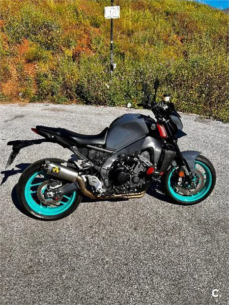 Yamaha MT-09 – Vista 3