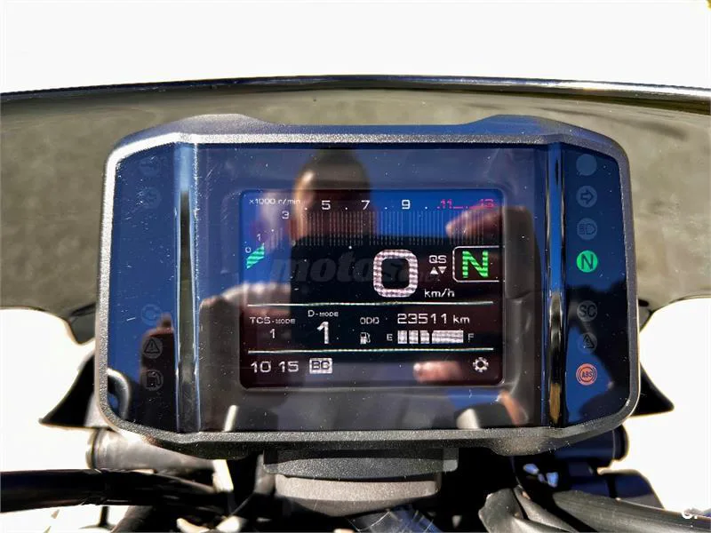 Yamaha MT-09 – Vista 6